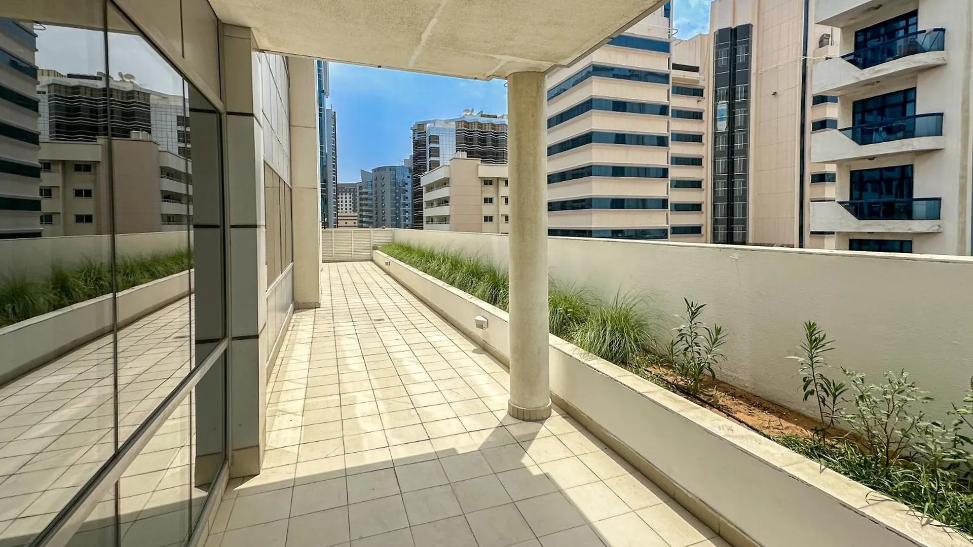 Appartamento Higuests - Elegant Family Retreat In Dubai'S Deira 3Br Oasis