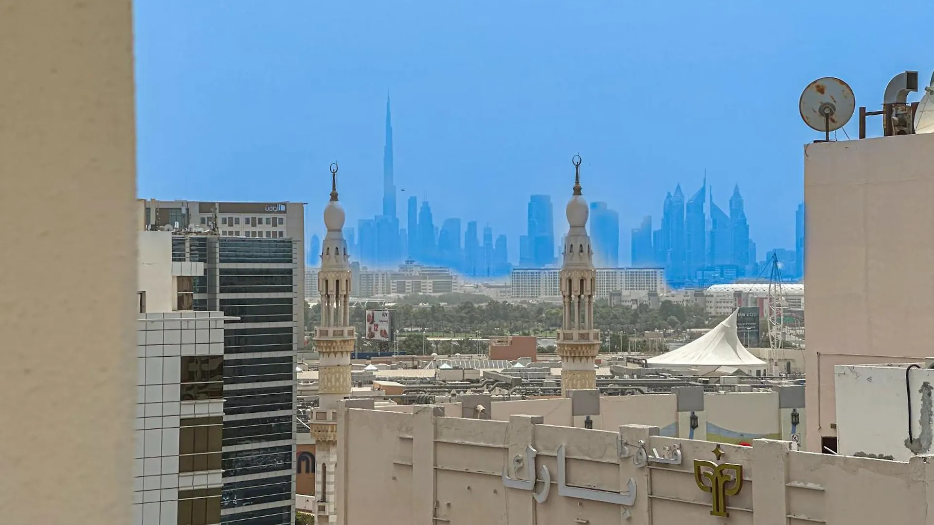 Ferienwohnung Higuests - Elegant Family Retreat In Dubai'S Deira 3Br Oasis